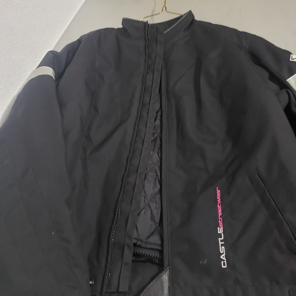 Womens castle motorcycle jacket, size large